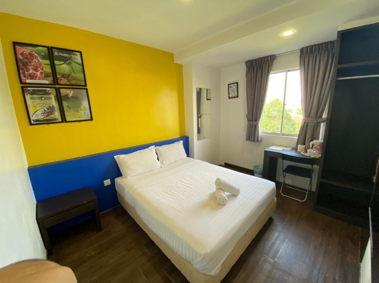 Timez Business Hotel Cheras Exteriör bild